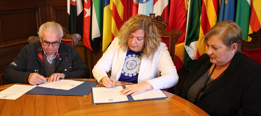 acuerdo-de-colaboracion-entre-ayto-y-comerciantes-para-convertir-a-motril-en-referente-dentro-de-la-comarca