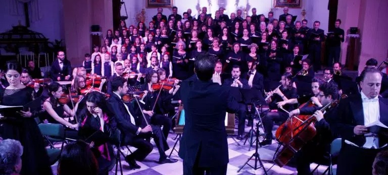 gran-concierto-de-la-orquesta-sinfonica-ciudad-de-atarfe-en-almunecar