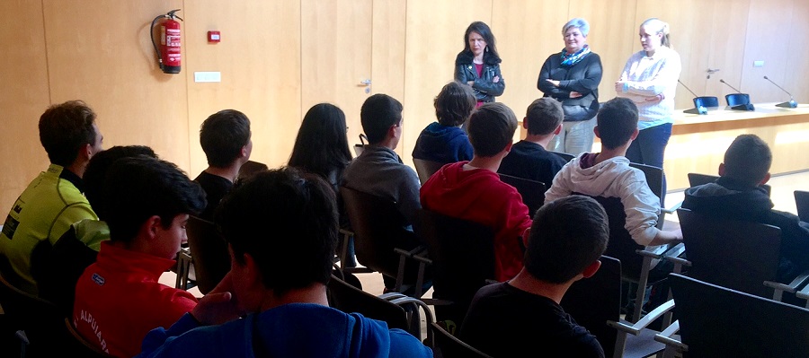 La inminente apertura de la Casa de la Juventud de Órgiva resolverá las demandas de los jóvenes del municipio.jpg