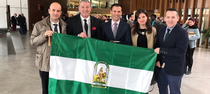 la-naviera-armas-es-galardonada-por-la-junta-con-la-bandera-de-andalucia-por-su-compromiso-con-motril