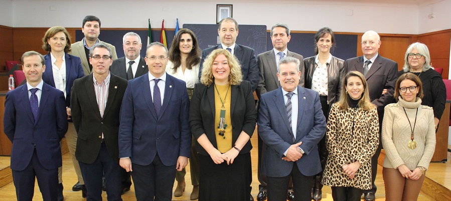 El Colegio de Gestores Administrativos de Granada, Jaén y Almería celebran su reunión anual en Motril