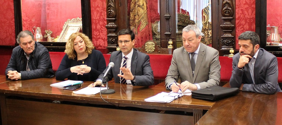 Motril y Granada se unen en defensa del Puerto y de su conexión con Melilla