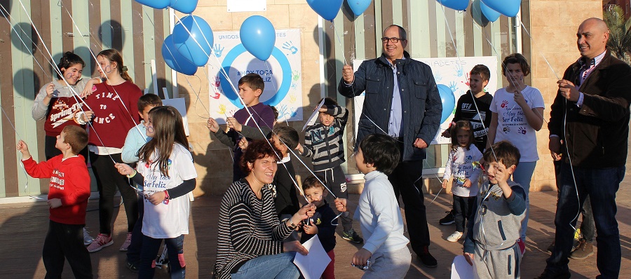 proyecto-solidario-quixocan-en-apoyo-a-las-personas-diabeticas-bajo-el-lema-hoy-toca-ser-feliz-llega-a-motril