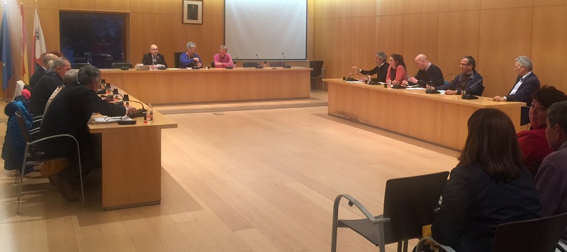 El Ayto. de Órgiva aprueba iniciar los trámites para la retirada de la Cruz de los Caídos de la Plaza Alpujarra