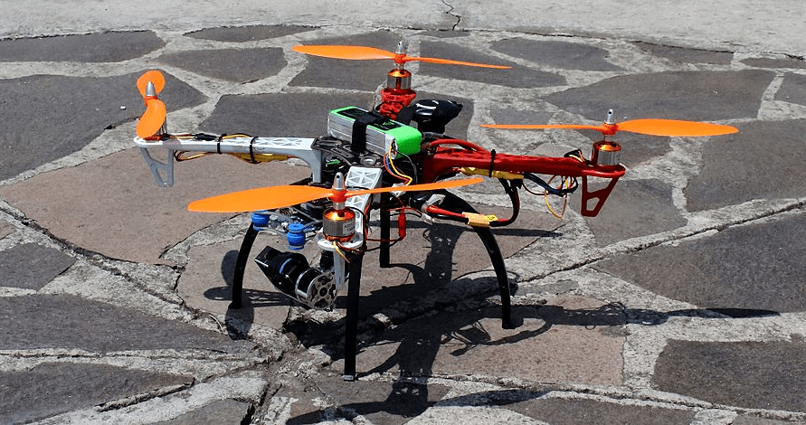 Curso teórico práctico de la UGR sobre drones remotamente pilotados