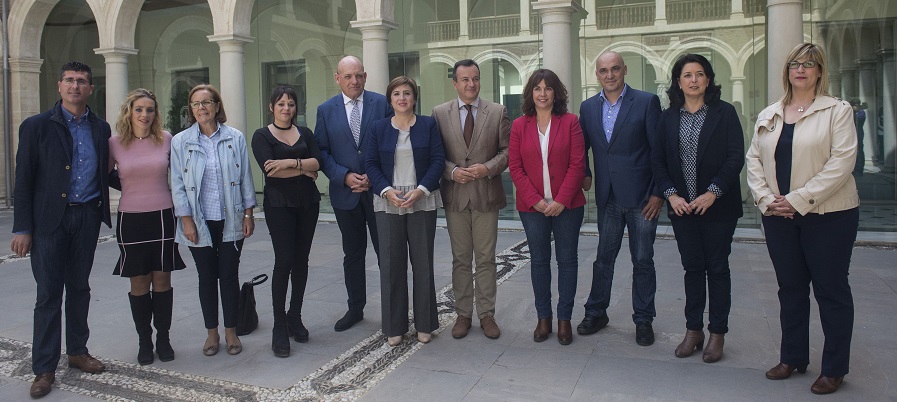 El Ayto. de Motril renueva con la Junta de Andalucía el convenio para continuar con el Programa de Tratamiento a Familias