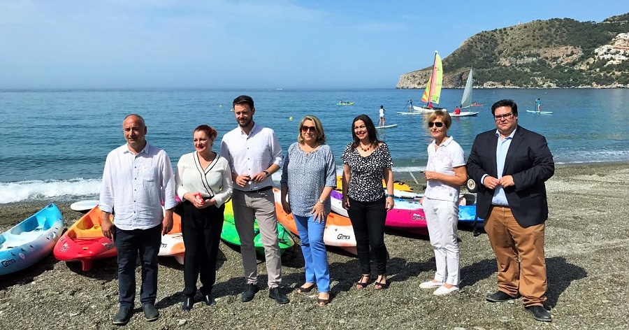 Junta, ayuntamientos y empresas de la Costa se alían para seducir al turista con nuevas experiencias más allá del verano