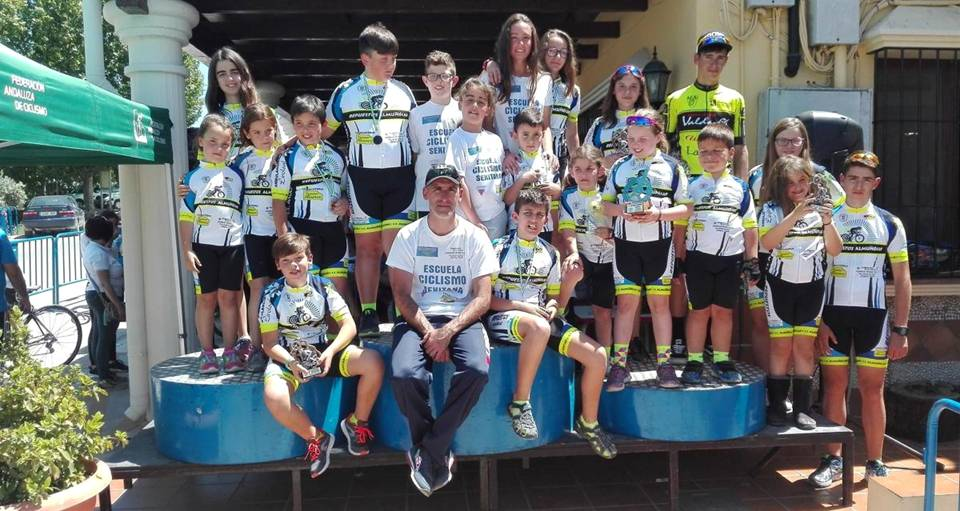 La Escuela de Ciclismo Sexitana cosechó hasta ocho podios en Loja