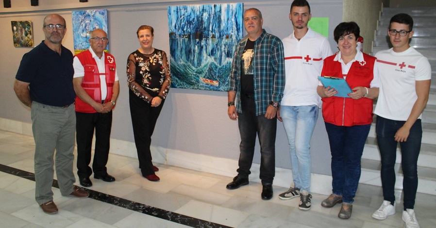 Luis Contreras presenta una muestra pictórica solidaria con la Cruz Roja