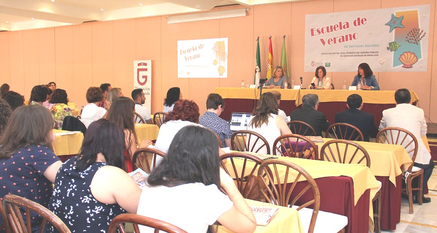 Más de 200 profesionales de los servicios sociales de la provincia se forman en la Escuela de Verano de Diputación