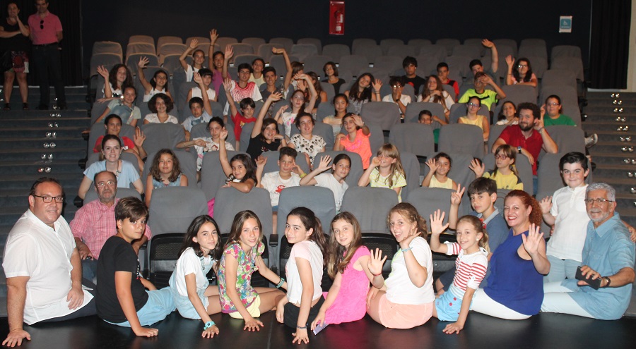 La Fundación José Martín Recuerda entrega sus premios de teatro escolar