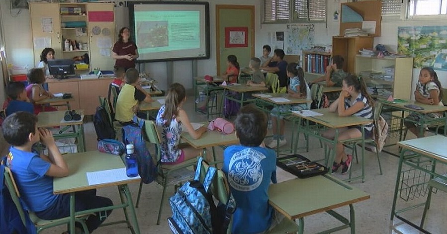 La pesca 'desembarca' en las aulas de los colegios de Motril