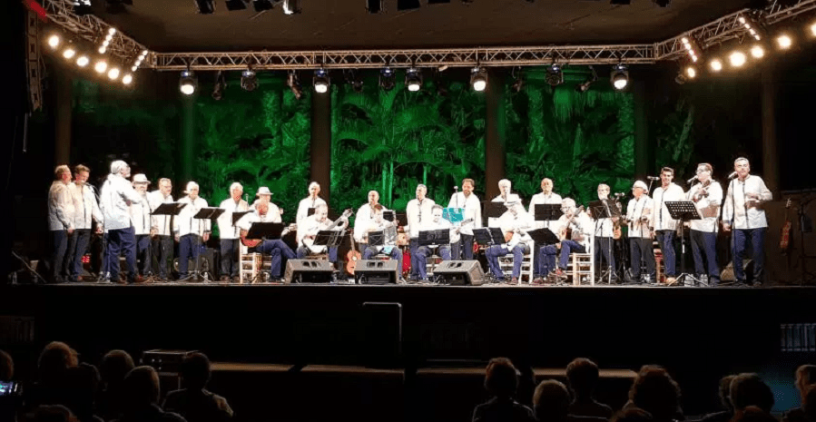 Almenara llenó de música y solidaridad el Parque del Majuelo