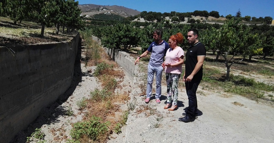 La Junta comienza la limpieza de cauces y balates de Salobreña