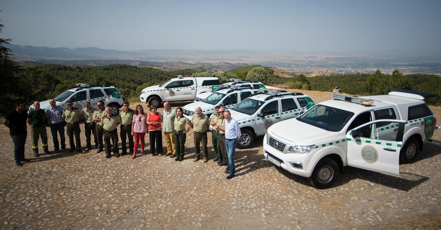 La Junta refuerza las labores de vigilancia del medio natural con nuevos vehículos para los agentes forestales