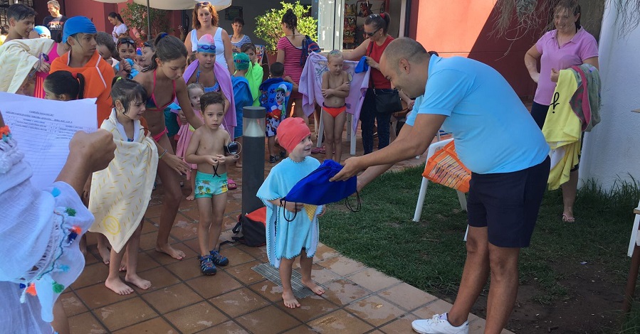 Órgiva clausura la XXVIII edición de la Campaña de Natación
