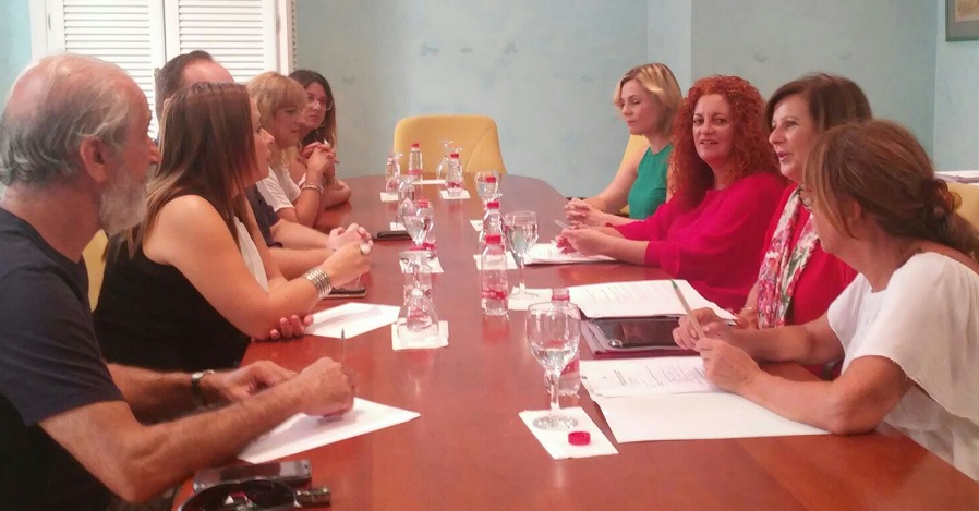 Sánchez Rubio destaca la “apuesta y el compromiso” de Salobreña con los recursos sociales comunitarios