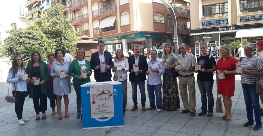 El PP presenta la campaña 'Que no te cuenten cuentos' contra el impuesto de sucesiones y donaciones