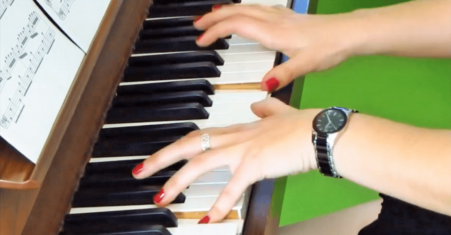 Bases de la convocatoria de becas para alumnos de la Escuela Municipal de Música y Danza de Almuñécar (2)