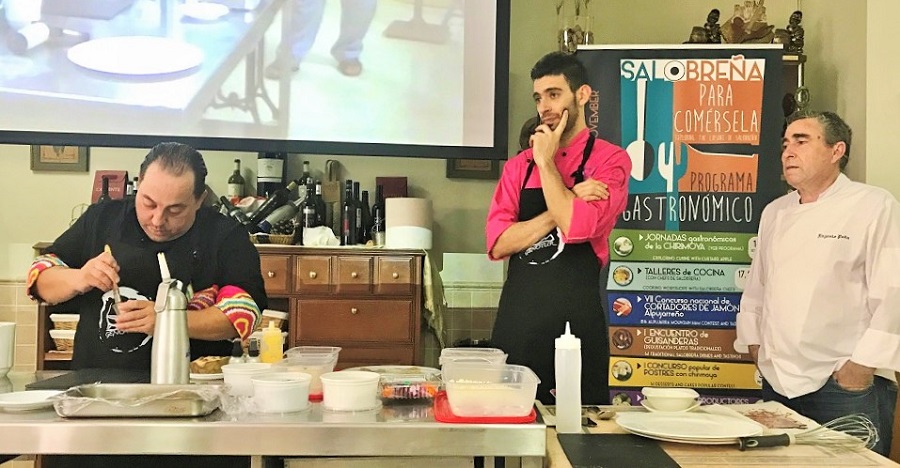 Chefs de Salobreña imparten talleres con la chirimoya como protagonista