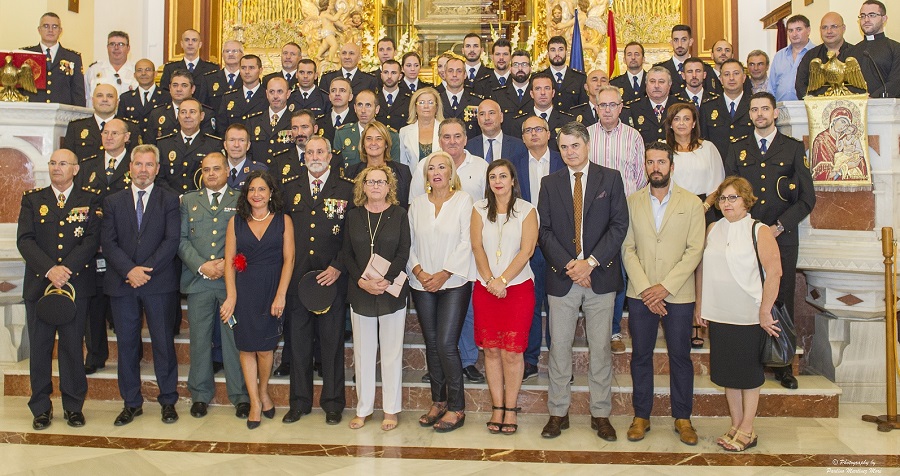 El Cuerpo Nacional de Policía de Motril celebra los Santos Ángeles Custodios reconociendo el trabajo de sus agentes