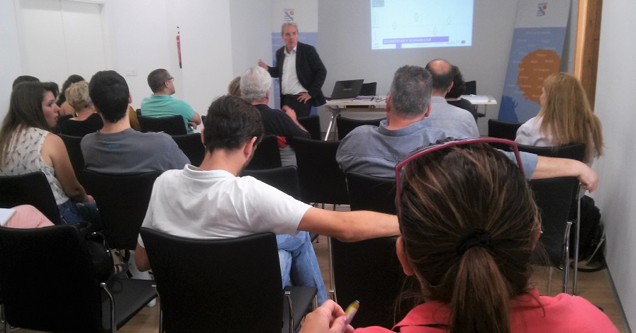 Mancomunidad organizará un curso de 'Gestión Profesional de Redes Sociales' el próximo 10 de octubre en Salobreña