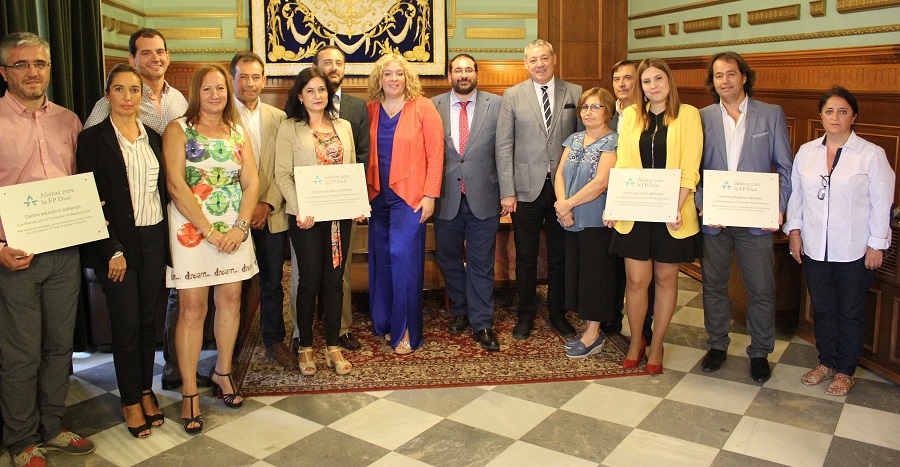 Reconocimiento al IES la Zafra en el comienzo de curso