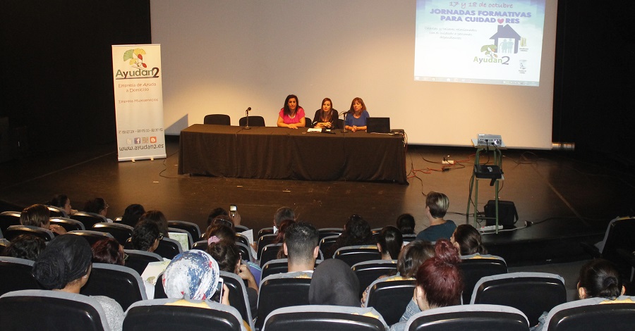 Salobreña acoge unas jornadas formativas destinadas a los cuidadores