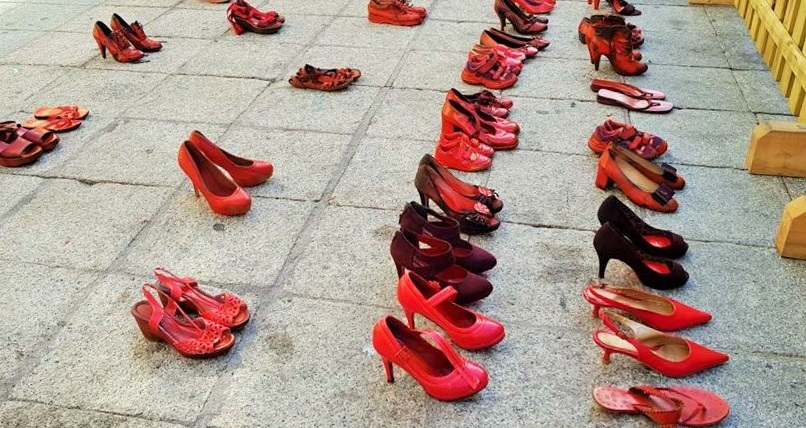 Almuñécar rindió homenaje a las víctimas de violencia de género