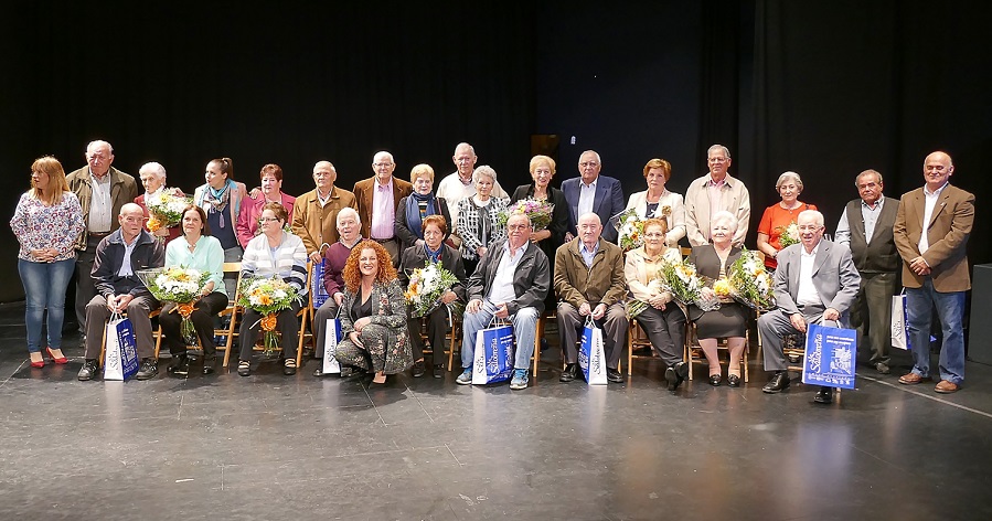Catorce matrimonios de Salobreña celebran sus bodas de oro