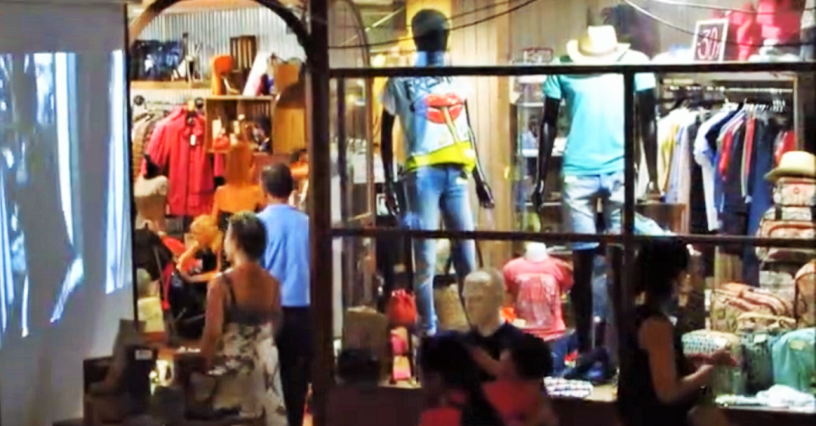 El comercio de Almuñécar se suma al 'Black Friday'_