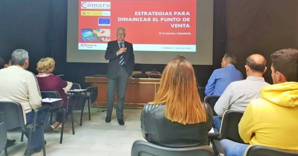 La Cámara de Comercio de Granada presentó en Almuñécar el Plan de Dinamización de Comercio Minorista