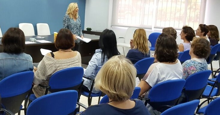 Taller práctico de autoestima 'Porque yo lo valgo' impartido por Elián Artímez.jpg
