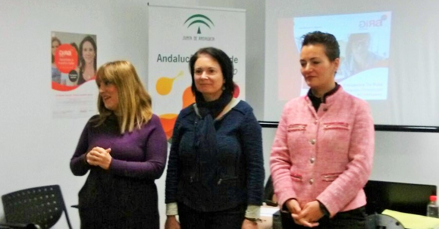 El CADE de Salobreña acoge una acción formativa dirigida a favorecer el empoderamiento de la mujer rural (2)