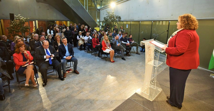 El poeta Antonio Carvajal y el gestor cultural Alfonso Alcalá, hijos predilecto y adoptivo de la provincia