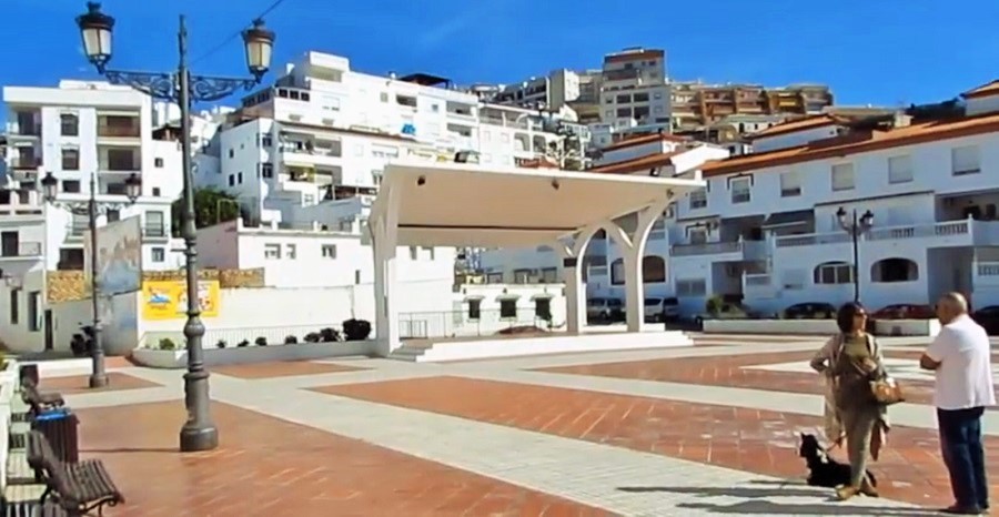 Plaza de la Independencia en La Herradura