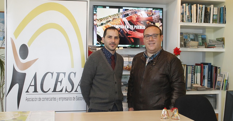 Una nueva campaña en redes sociales promocionará el comercio de Salobreña