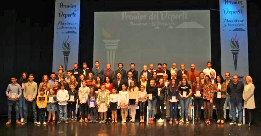 Almuñécar galardona y reconoce a destacados deportistas y clubes sexitanos