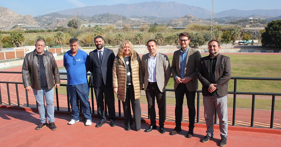 El consejero de Turismo y Deporte valora como “leal y fructífera” la colaboración entre la Junta y el Ayto. de Motril 