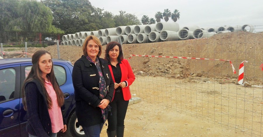 El PP pide que se restituyan a la mayor brevedad posible los aparcamientos junto a la piscina municipal