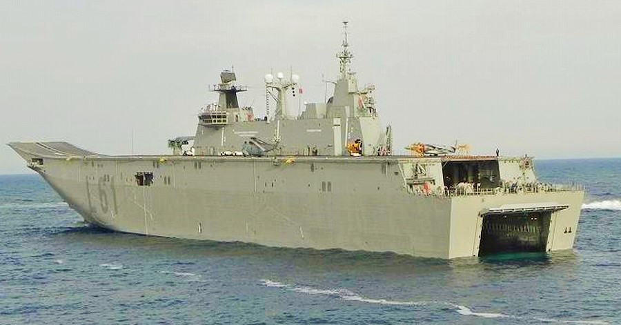 Foto de archivo del portaaeronaves de la Armada Española Juan Carlos I