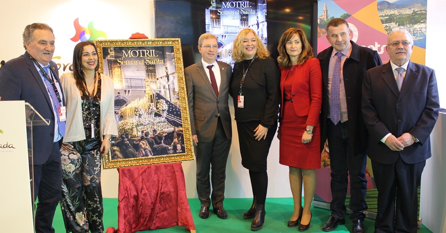 La imagen de Nuestra Señora de la Soledad ilustra el cartel oficial de la Semana Santa motrileña