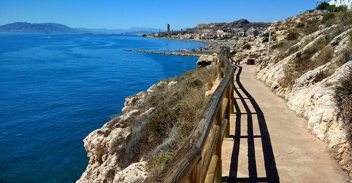 Ruta de senderismo por la costa malagueña entre Valle Niza y El Palo
