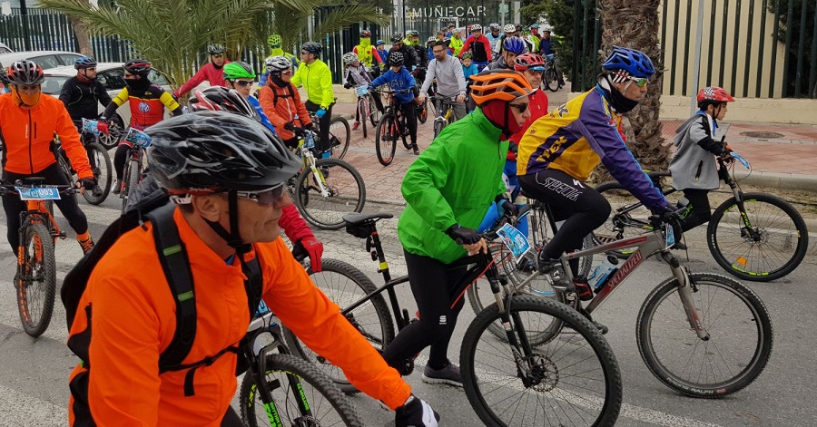 Buena participación en la II Ruta Cicloturista Solidaria MTB de Almuñécar