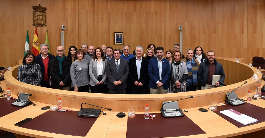 Diputación aumenta un 30% la inversión en los Planes de Obras y Servicios de los municipios para este año y el próximo