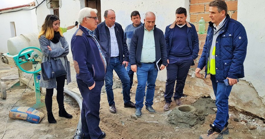El presidente de la Mancomunidad, Sergio García, visita obras del ente en Otívar