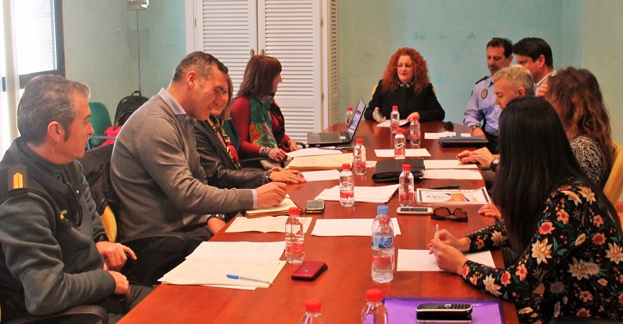 La Comisión Técnica de Atención a Víctimas de Violencia de Género celebra su primera reunión en Salobreña.jpg