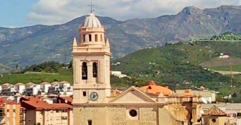 Iglesia de la Encarnación de Almuñécar.jpg