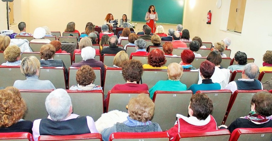 Los centros de mayores de Salobreña conmemoran sus 20 años