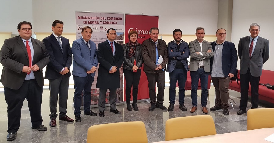 Manuel Guirado analiza la situación del sector en Salobreña en el I Foro de Dinamización del Comercio